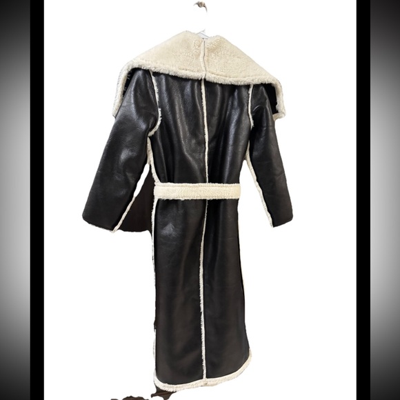 NAKED WARDROBE VEGAN LEATHER SHERPA COAT - Picture 7 of 8